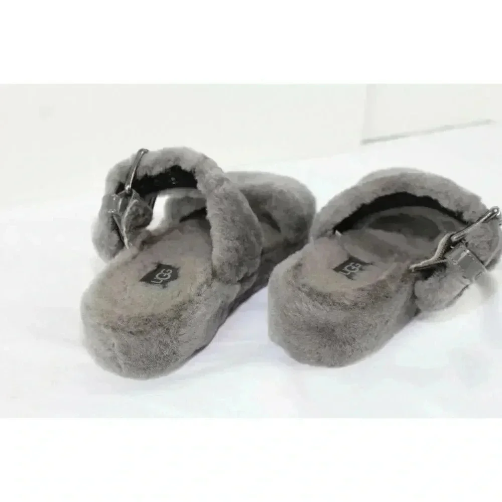 ladies UGG sandals size 7 clean